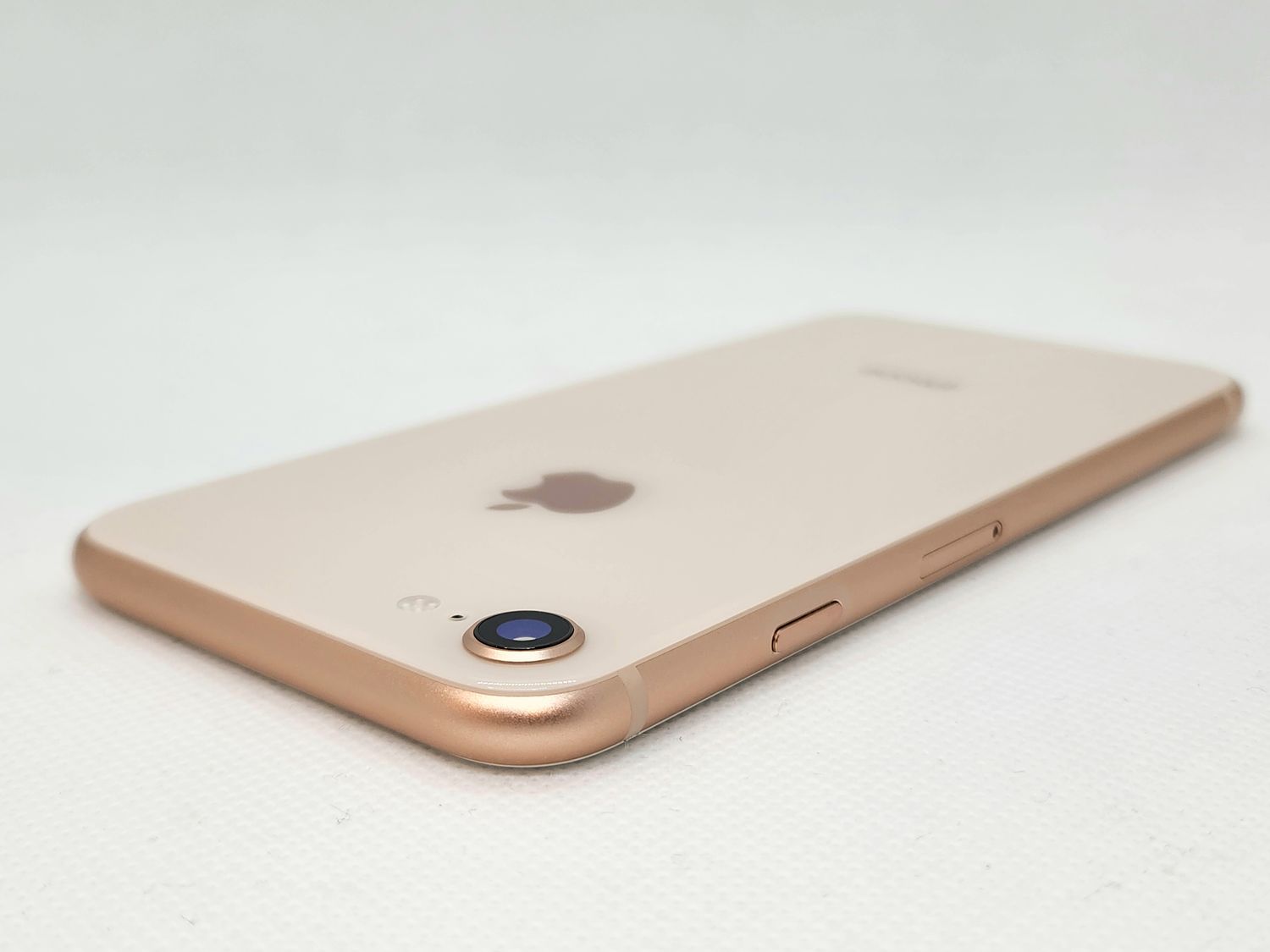 新品同様 iPhone 8 64GB SIMフリー ゴールド（新品同様 SIMフリー  