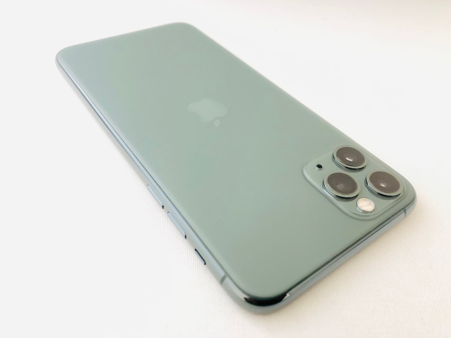 ムスビー｜4021019D【超美品】iPhone11ProMax 256GB(ミッドナイト 