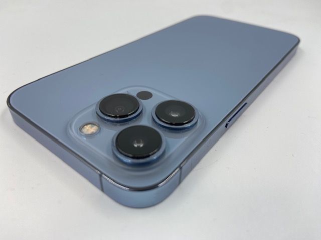 特価品!SIMフリー 5102016K【ジャンク】iPhone13Pro 256GB(シエラブルー)