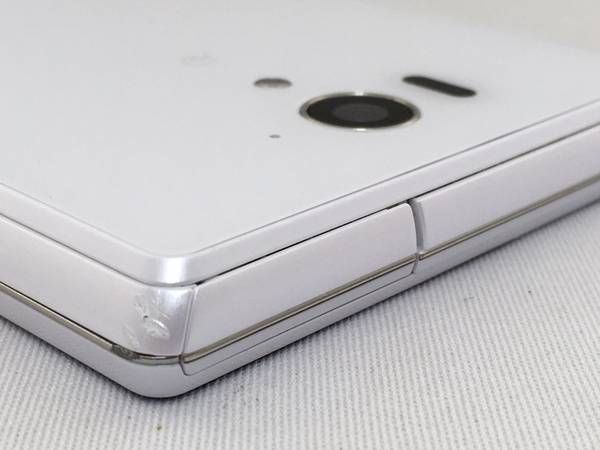 707035��Ķ���ʡ�SH-04F/AQUOS ZETA(�ۥ磻��)