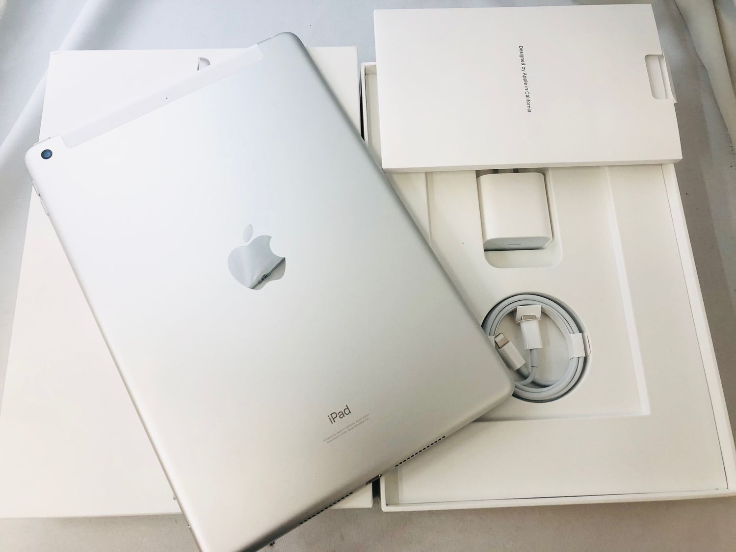 ムスビー｜3061009D【新品同様】iPad(9) 64GB(シルバー)セルラーSIM  