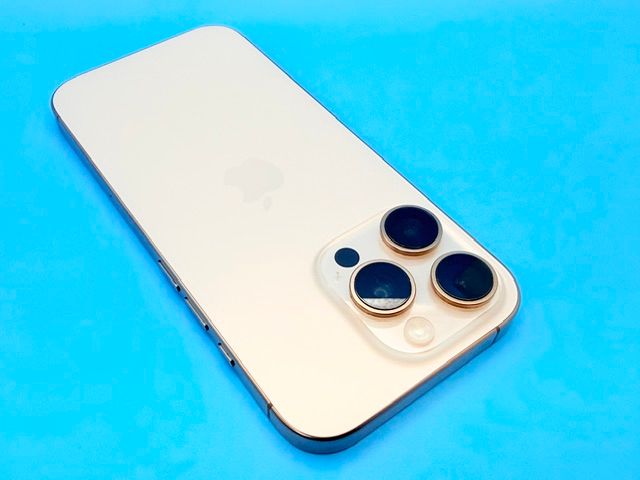 �Хåƥ꡼90%��6061010D��Ķ���ʡ�iPhone16Pro 256GB(�ǥ����ȥ����˥���)