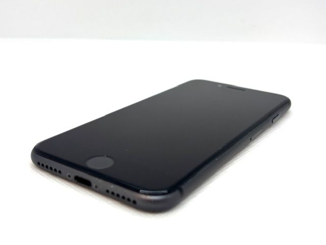 Bt88%!! 508020UʡiPhone8 64GB(֥å)