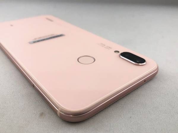 ムスビー｜SIMフリー 0031018D【優良美品】HUAWEI P20 lite/HWV32  