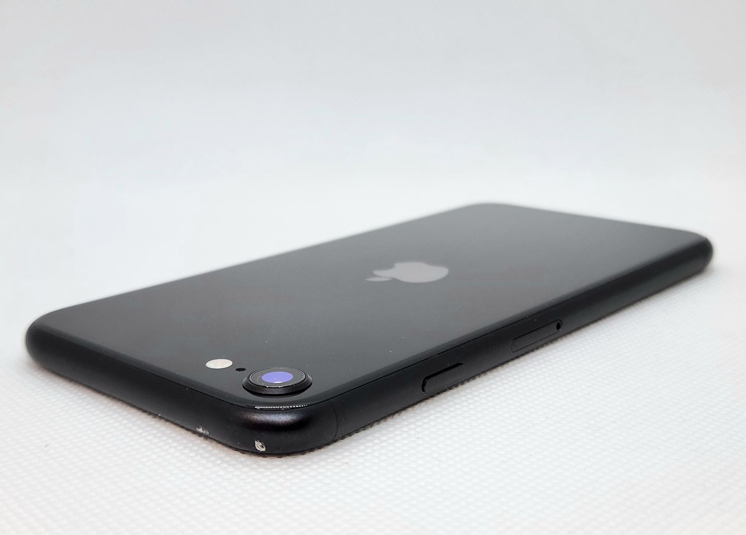 ムスビー｜409002U【通常中古品】iPhoneSE2 64GB(ブラック)SIM 