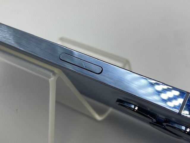 特価品!SIMフリー 5102016K【ジャンク】iPhone13Pro 256GB(シエラブルー)