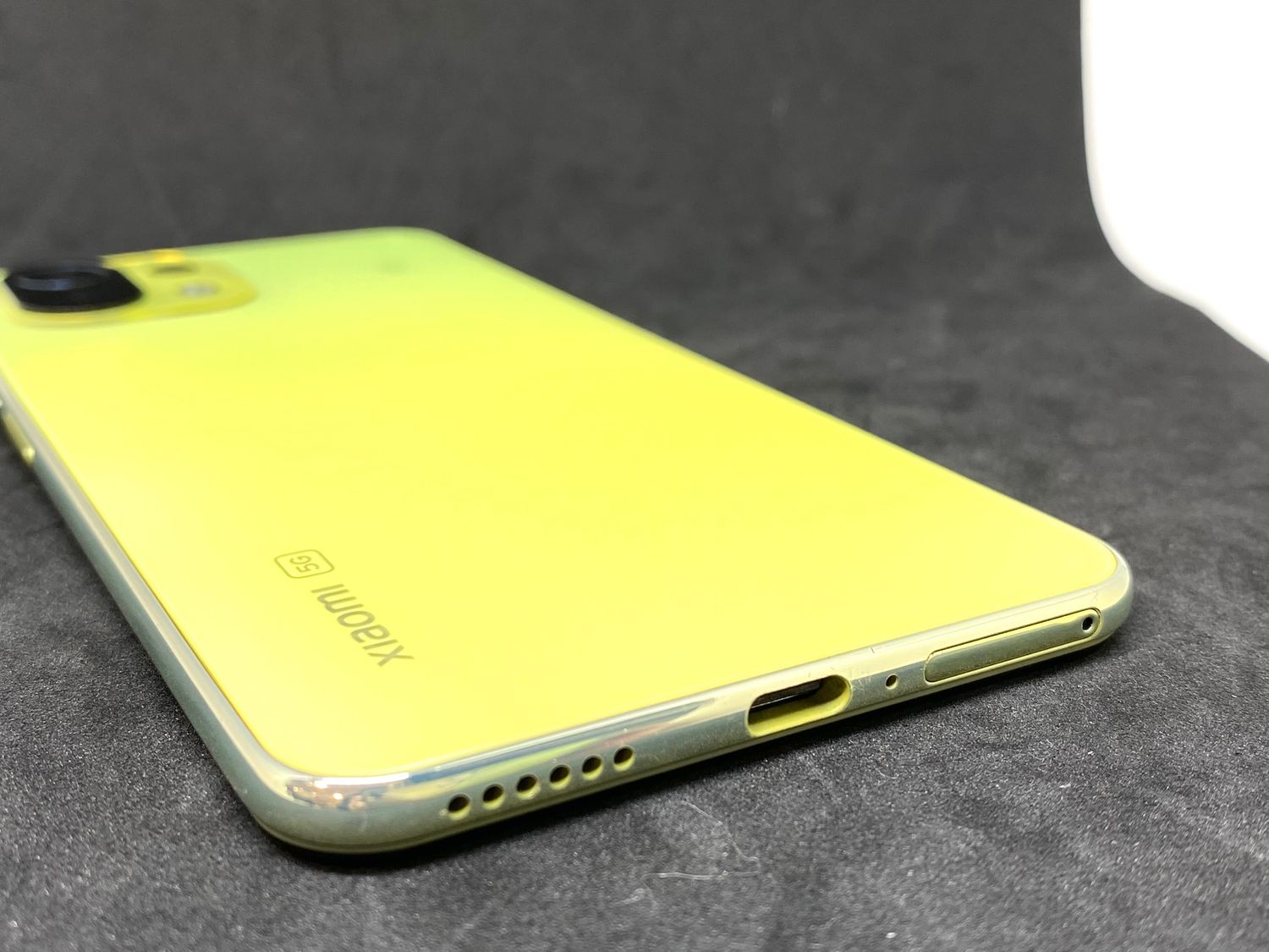 新品】Mi 11 Lite 5G Citrus Yellow SIMフリー（Xiaomi MI 11 LITE 5G  