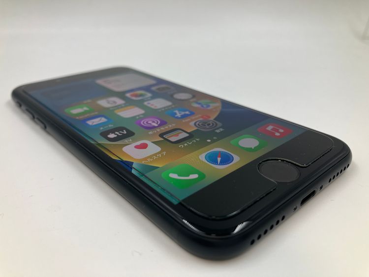 6052001K�ڿ���Ʊ���ʡ�iPhoneSE��2���� 64GB(�֥�å�)