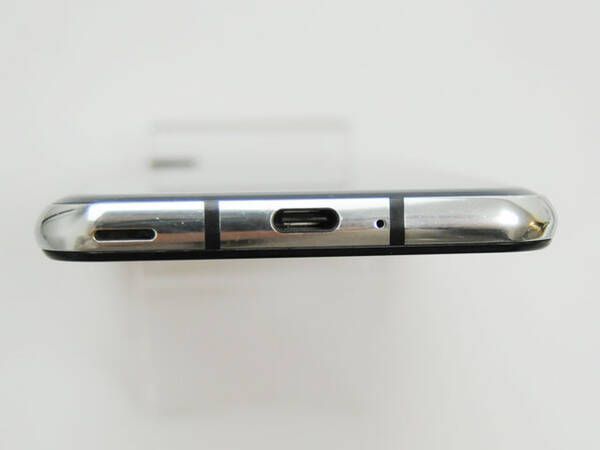 ����� SIM�ե꡼ AQUOS R2 SH-03K �֥�å�