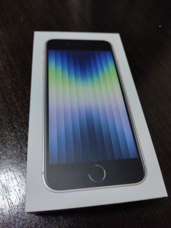 ムスビー｜未使用 SIMフリー iPhone se3 64GB スターライト(白 