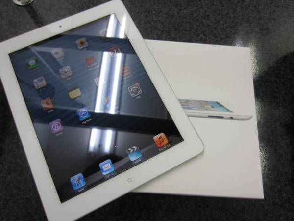 �����SIM�ե꡼ iPad2 Wi-Fi+3G 64GB �ۥ磻�� MC984ZP ��°��