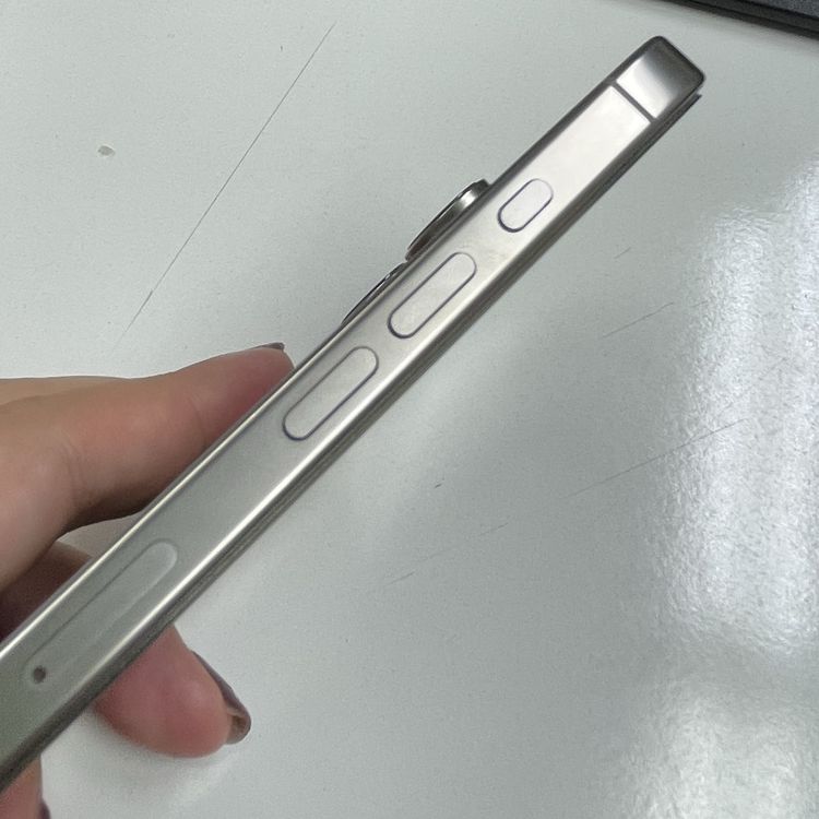iPhone 16 Pro