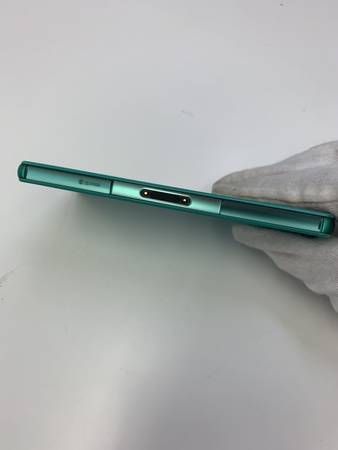 ����饷��åע�B���Ƚ���XperiaZ3Compact SO-02G GREEN������̵����