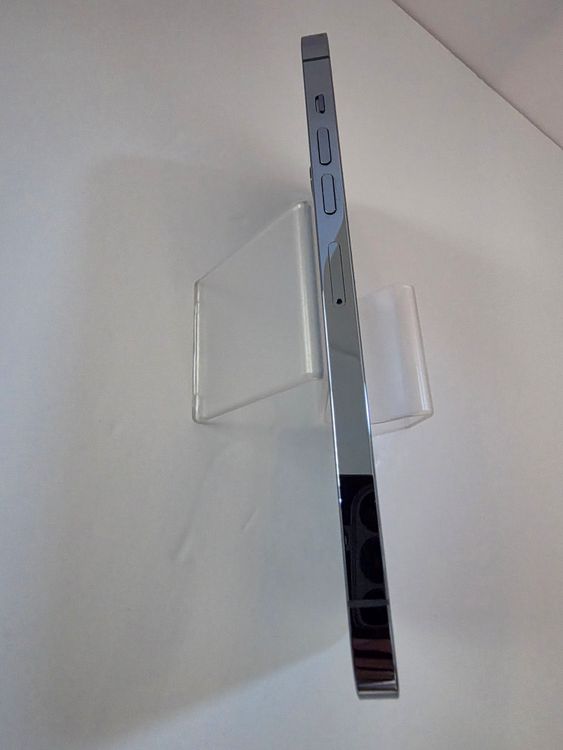 �����ʡ�iPhone 13 Pro Max 128GB SIM���å�����Ѥ�
