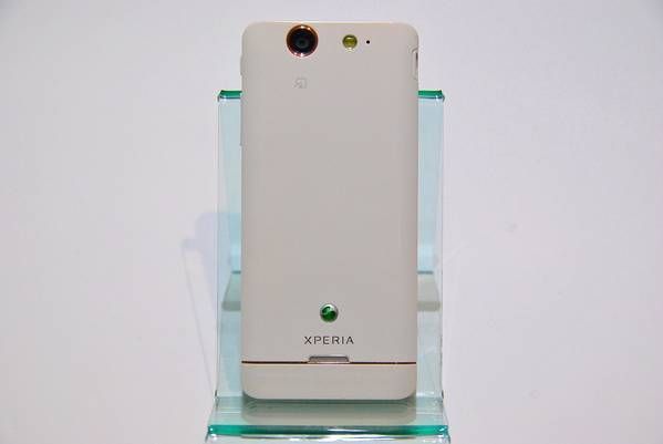�����ʡ� SO-05D Xperia SX ��°��¿������Ƚ�����