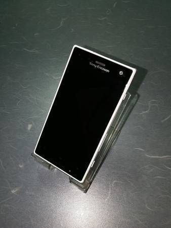 �����ʡ���docomo Xperia acro HD SO-03D ����ߥå� ��FOMA�б���