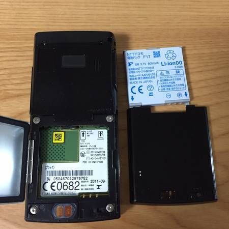 NTT�ɥ��� ���饱�� F-10B ̤������