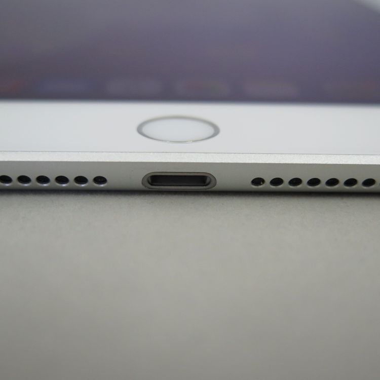 iPad mini 5 Wi-Fi 64GB 5 С 