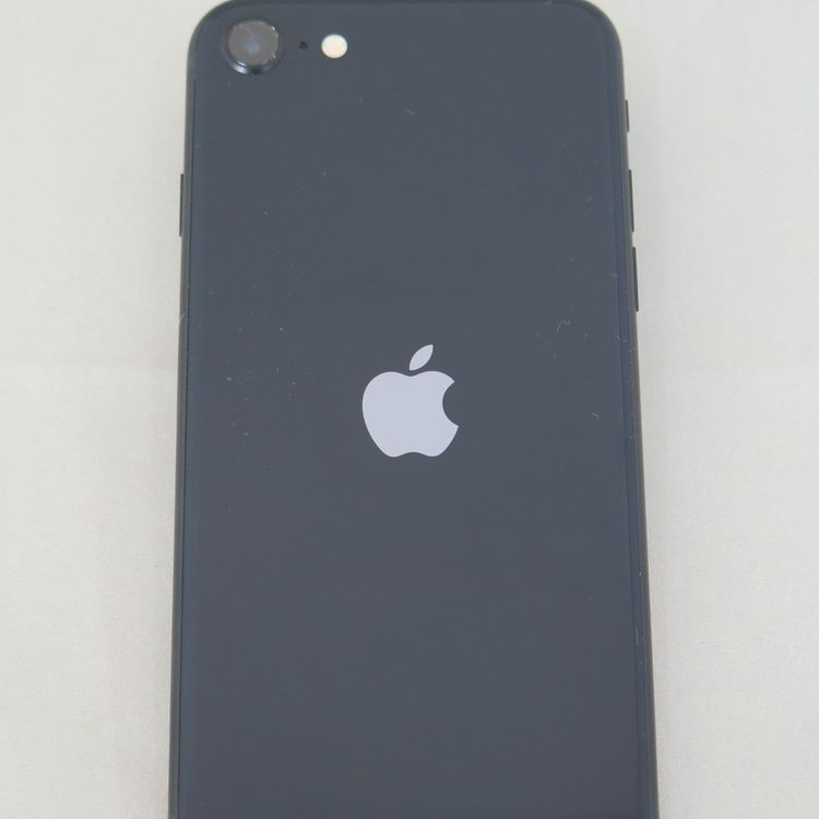 iPhone SE 3 64GB ��3���� �ߥåɥʥ��� docomo SIM���å�����������