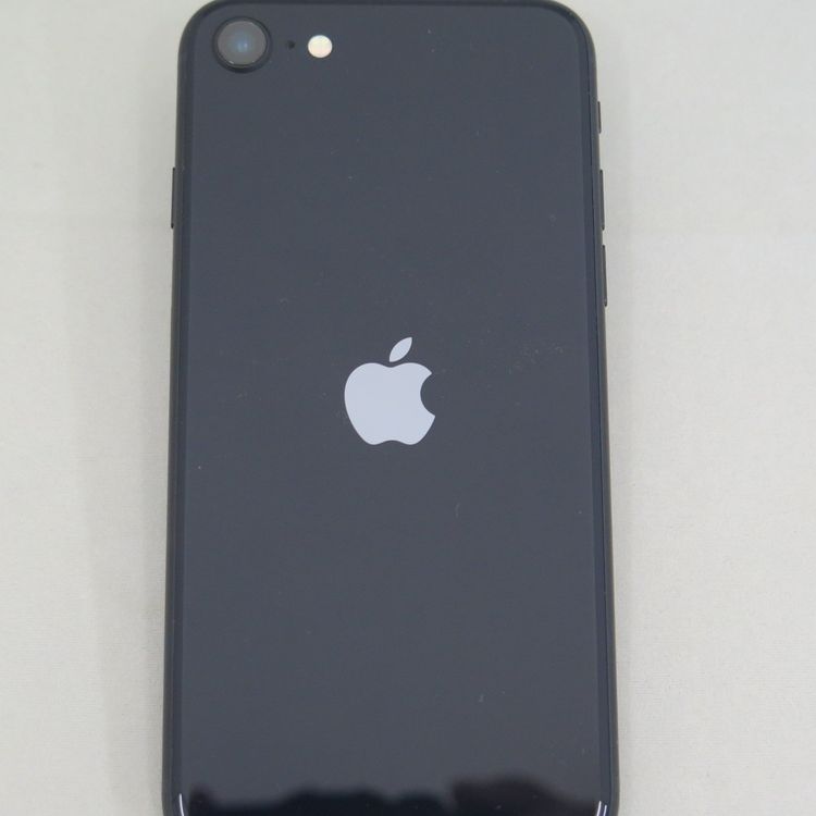 iPhone SE 3 ��3���� 64GB �ߥåɥʥ��� docomo SIM���å�����������