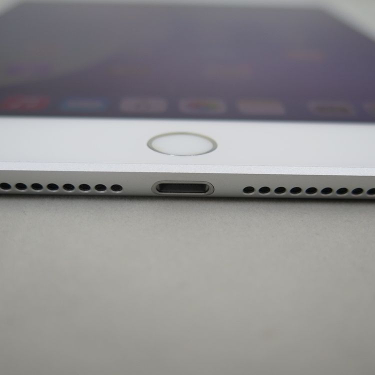 iPad mini 5 Wi-Fi 64GB 5 С 