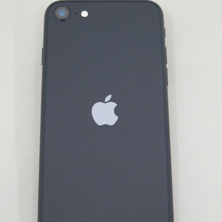 iPhone SE 3 ��3���� 64GB �ߥåɥʥ��� docomo SIM���å�����������