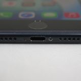 iPhone SE 3 64GB ��3���� �ߥåɥʥ��� docomo SIM���å�����������