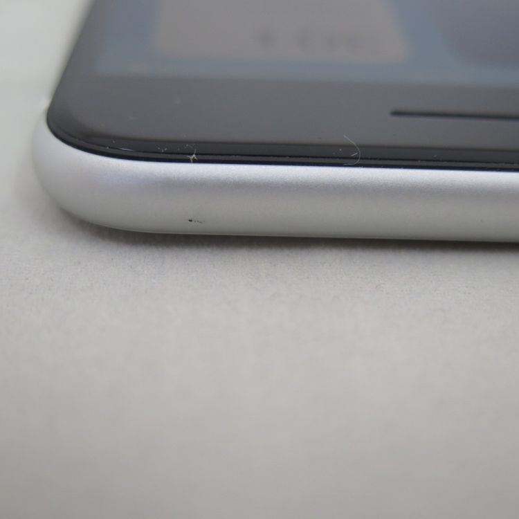 iPhone SE 2 64GB 2 ۥ磻 au SIMå 