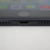 iPhone SE 2 64GB ��2���� �֥�å� docomo SIM���å�����������