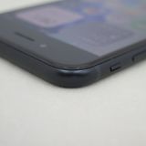 iPhone SE 3 ��3���� 64GB �ߥåɥʥ��� docomo SIM���å�����������