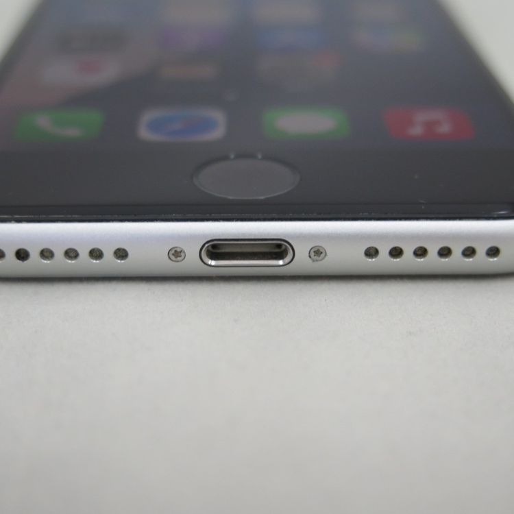 iPhone SE 2 128GB 2 ۥ磻 docomo SIMå 