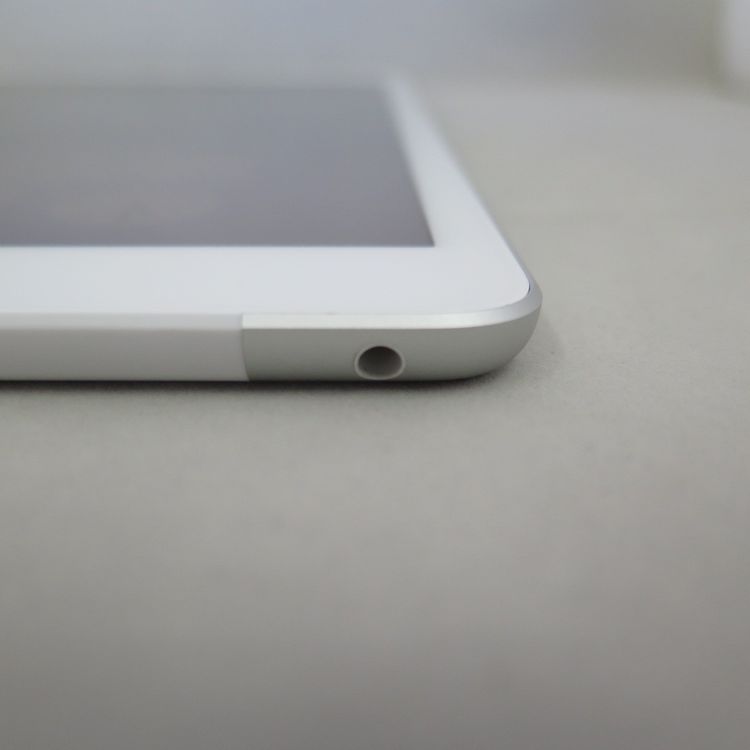 iPad 8 Wi-Fi��Cellular 32GB ����С� SIM�ե꡼ �����