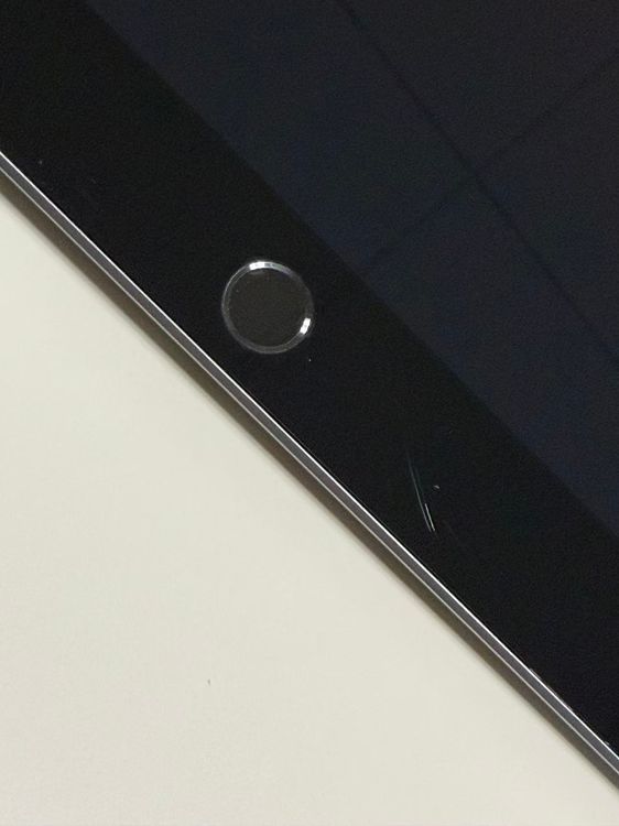 ����72% iPad (��8����) 32GB ���ڡ������졡Wi-Fi��ǥ�