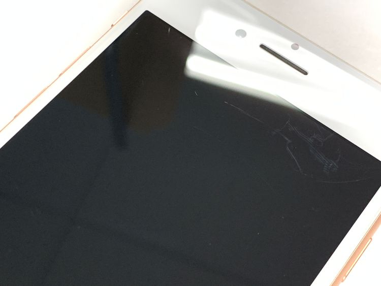 �ڥ�Х���BOX�� ����87% SIM�ե꡼ iPhone8 64GB Gold