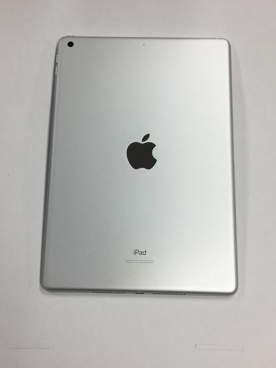 �ڥ�Х���BOX��Ķ���� Apple iPad ��8���� 32GB WiFi��ǥ� ����С�