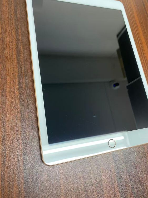 ����100��Apple iPad7 Wi-Fi + Cellular 32GB���������
