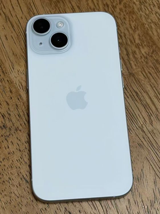 �ڥ�Х���BOX�۶����� ����100%SIM�ե꡼ iPhone15 128GB �֥롼