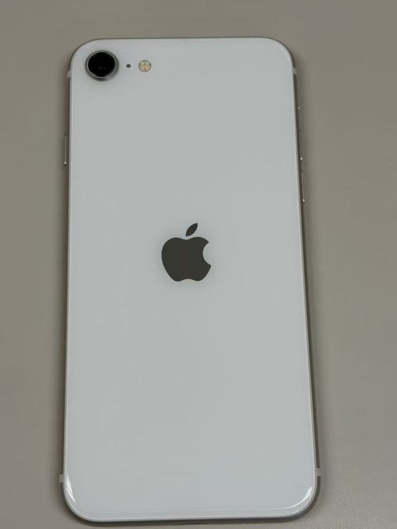 ����100%SIM�ե꡼ iPhone SE(�裳����) 64GB �������饤��