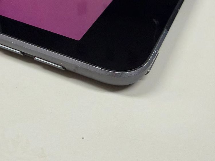 ����84% SIM�ե꡼iPad (��8����) 32GB ���ڡ�������