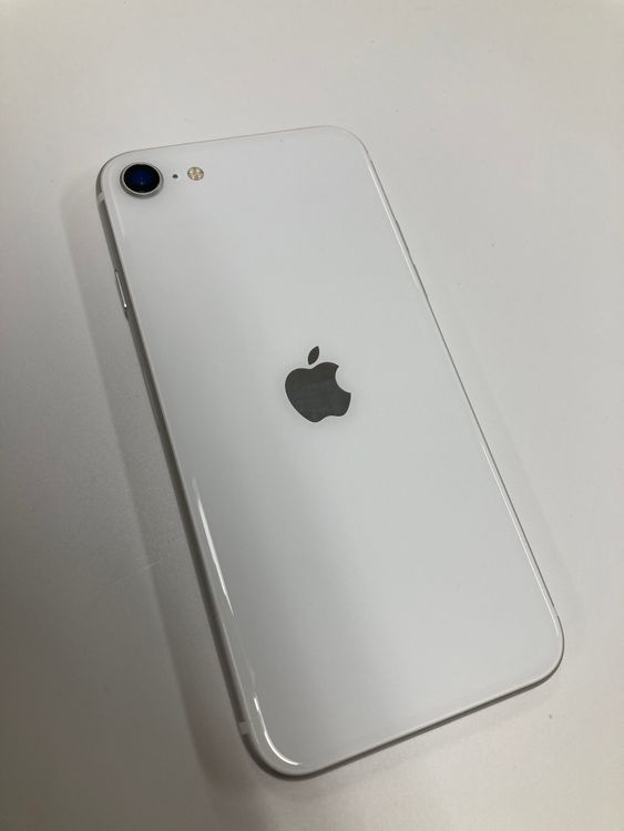 ������  ����89% SIM�ե꡼ iPhoneSE(�裲����) 64GB  �ۥ磻��