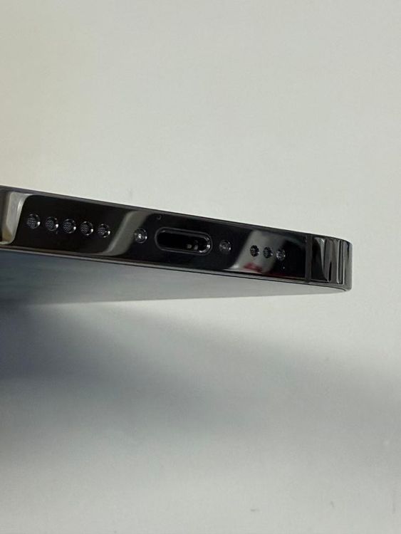 �ڥ�Х���BOX�۶����� ����87% SIM�ե꡼ iPhone12 Pro  512GB