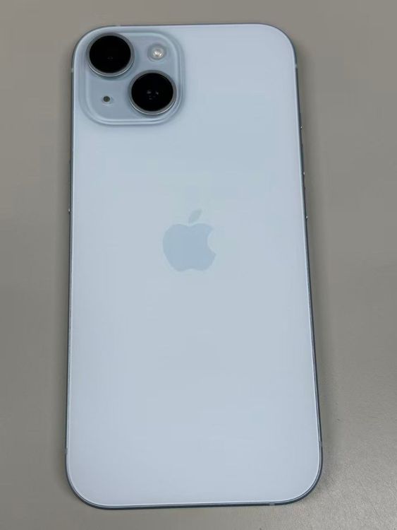 �ڥ�Х���BOX�۶����� ����88% SIM�ե꡼ iPhone15 128GB �֥롼
