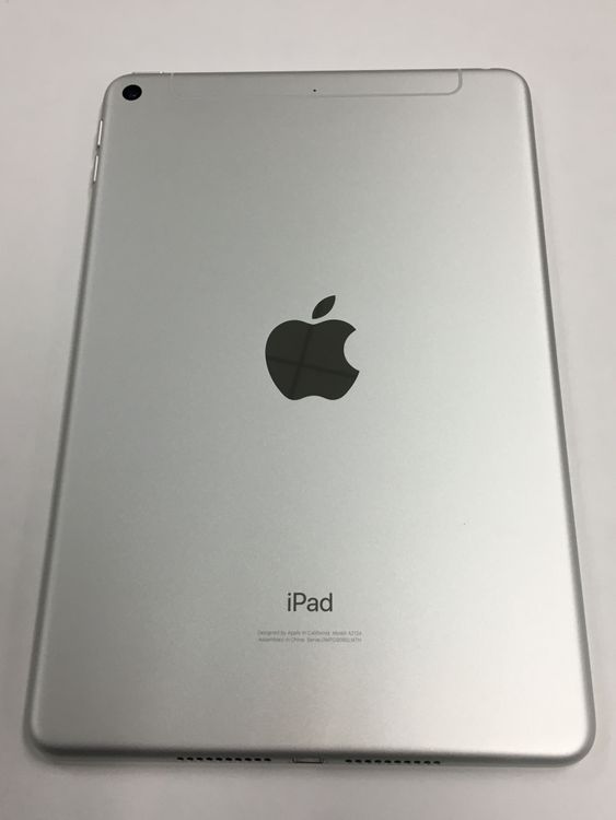 �ڲ��̳�졦ư��ġ�����92�� iPad mini 5 SIM�ե꡼ 256GB ����С�