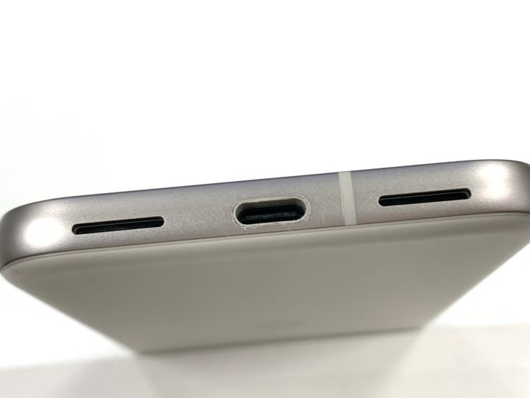 �Хåƥ꡼90�� Google Pixel 8a 128GB Porcelain