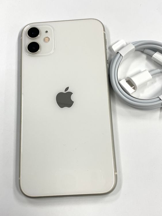 �ڥ�Х���BOX������84%SIM�ե꡼iPhone11  256GB �ۥ磻��