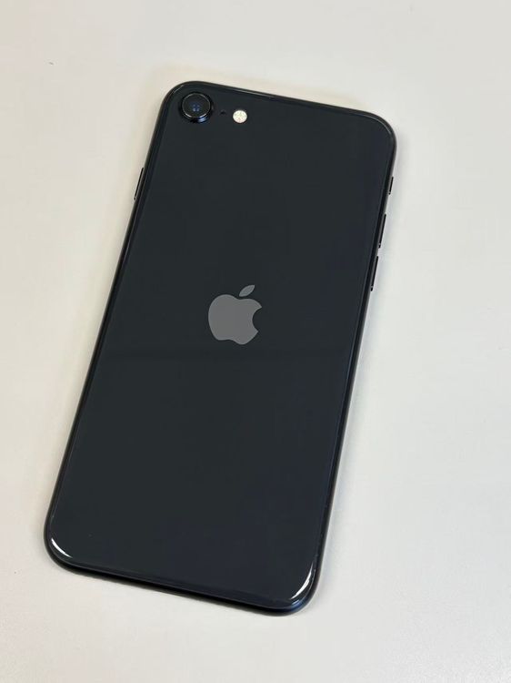 �ڥ�Х���BOX�� ������ ����84%SIM�ե꡼ iPhone SE(��2����) 64GB