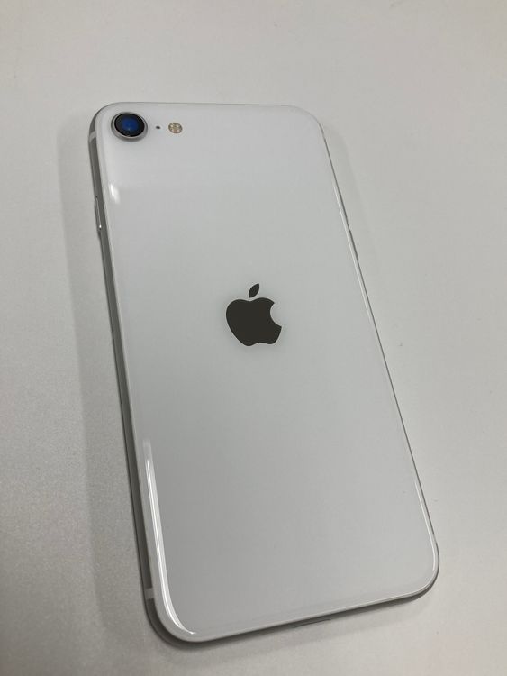 �ڥ�Х���BOX������ ����90%SIM�ե꡼ iPhone SE2 ��2���� 64GB �ۥ磻��