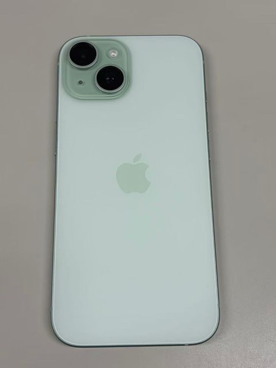 �ڥ�Х���BOX�۶����� ����82%SIM�ե꡼ iPhone15 512GB ���꡼��