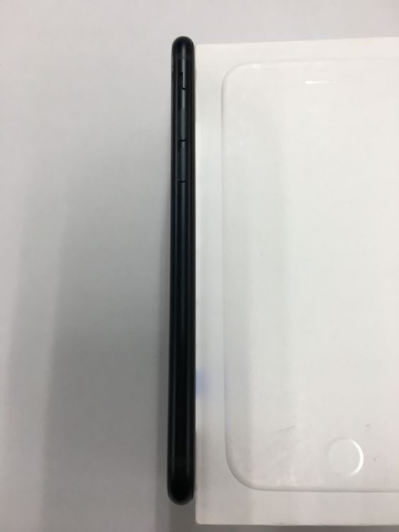 �ڥ�Х���BOX������88�� iPhone SE3 ��3���� 64GB SIM�ե꡼ �ߥåɥʥ���