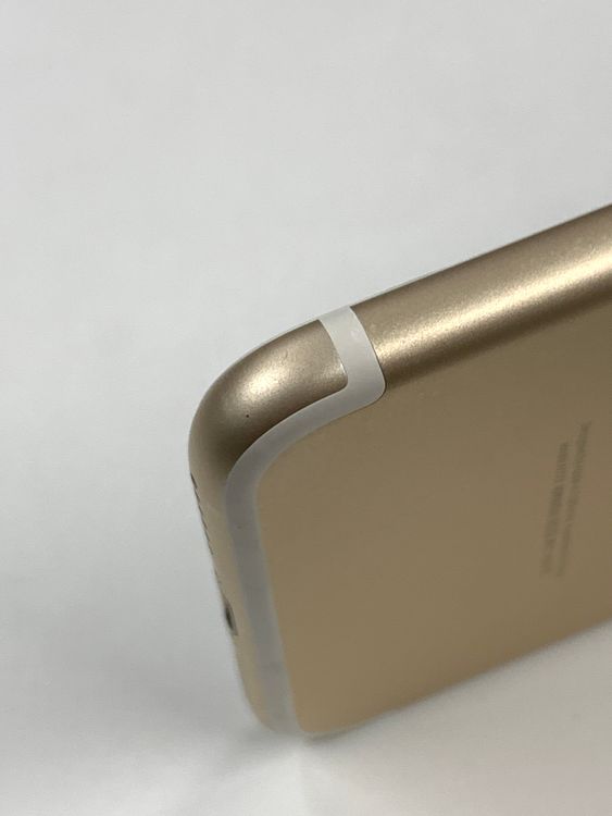 �ڥ�Х���BOX������ ����85%SIM�ե꡼ iPhone7  32GB �������